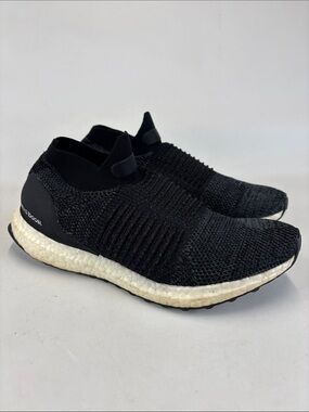 ADIDAS Ultraboost Laceless Sneaker Size 6.5